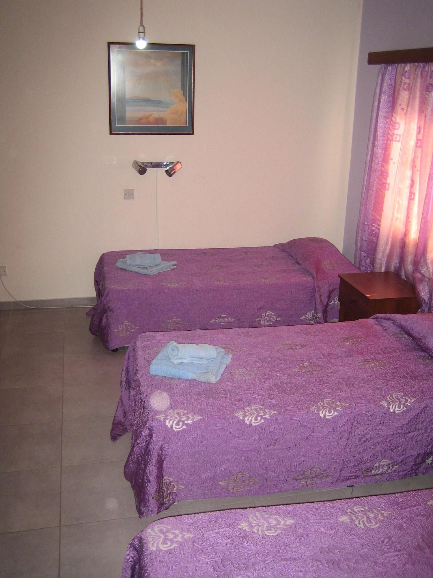 Onisillos Hotel Larnaca Esterno foto