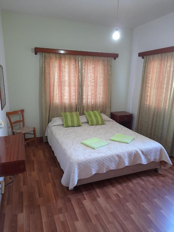 Onisillos Hotel Larnaca Esterno foto
