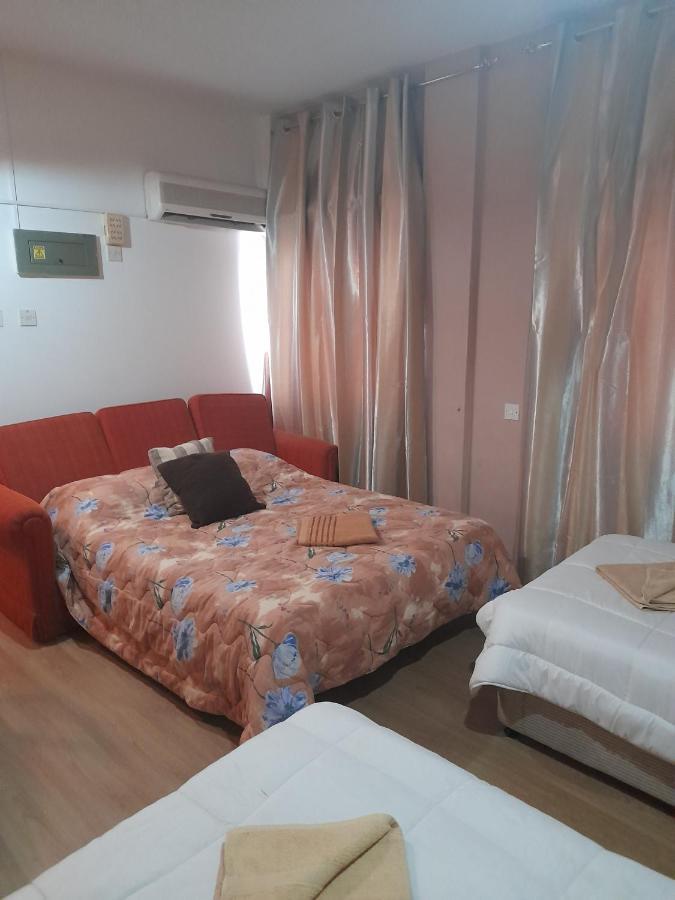 Onisillos Hotel Larnaca Esterno foto