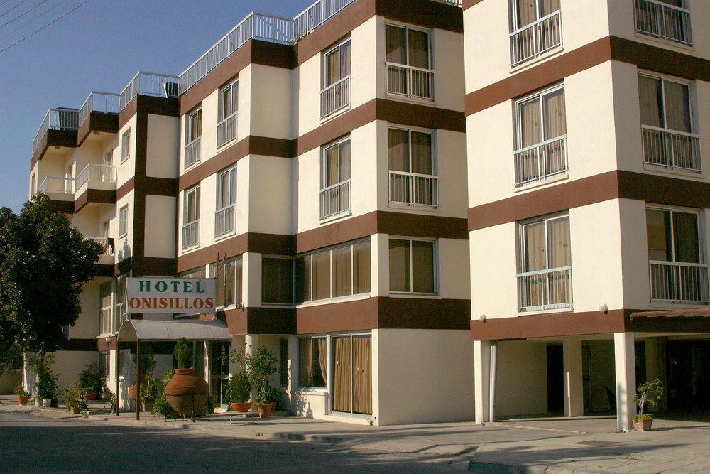Onisillos Hotel Larnaca Esterno foto