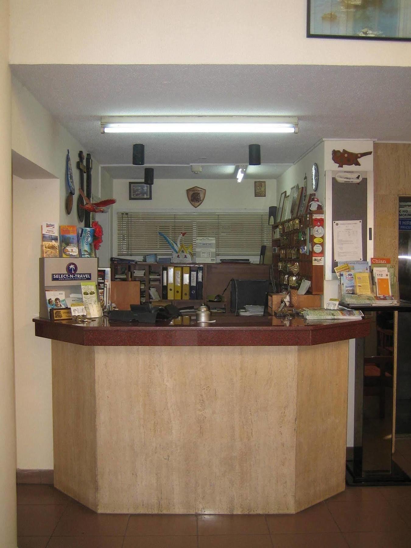 Onisillos Hotel Larnaca Esterno foto